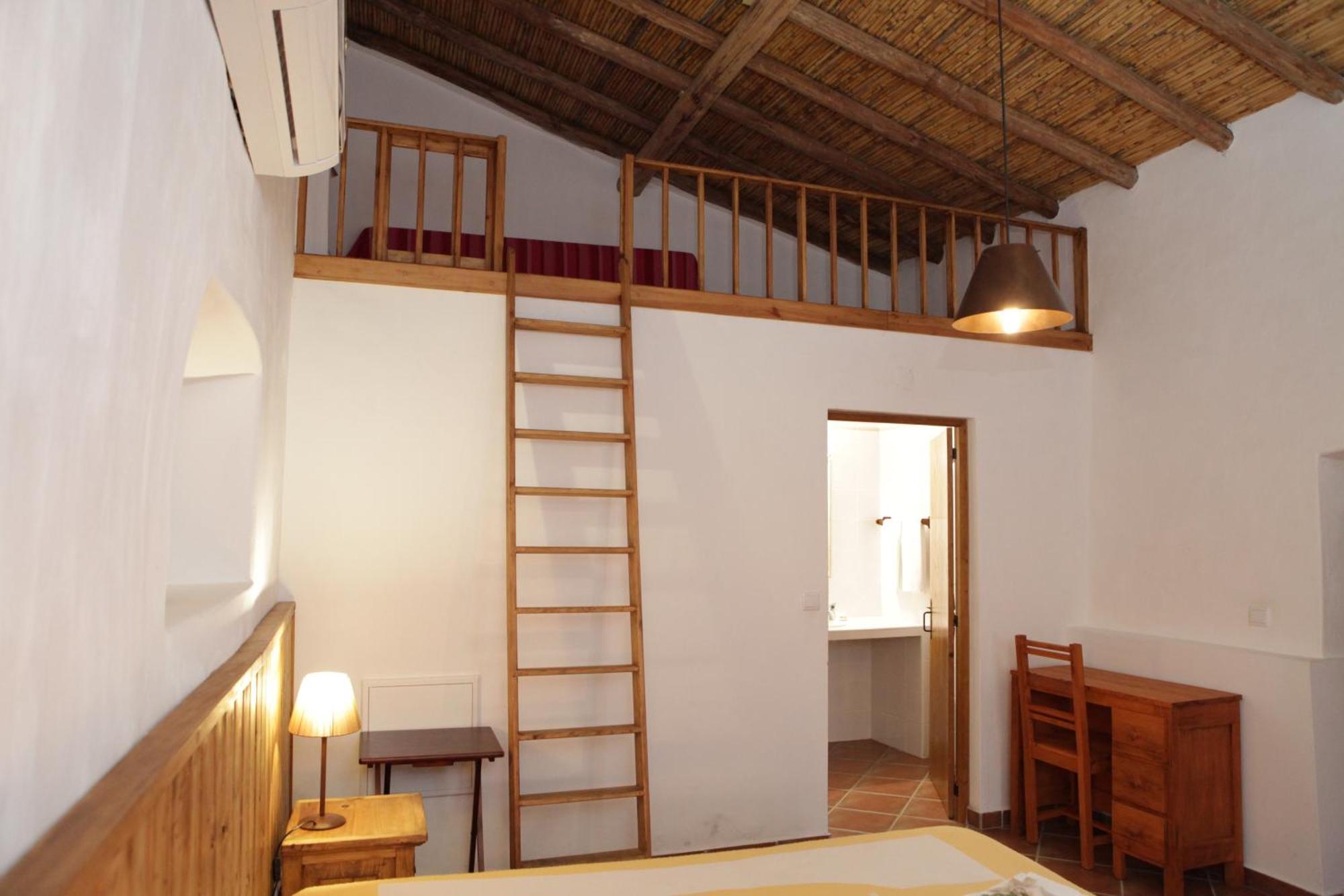 카스트로마림 Casas Do Palheiro Velho 게스트하우스 외부 사진
